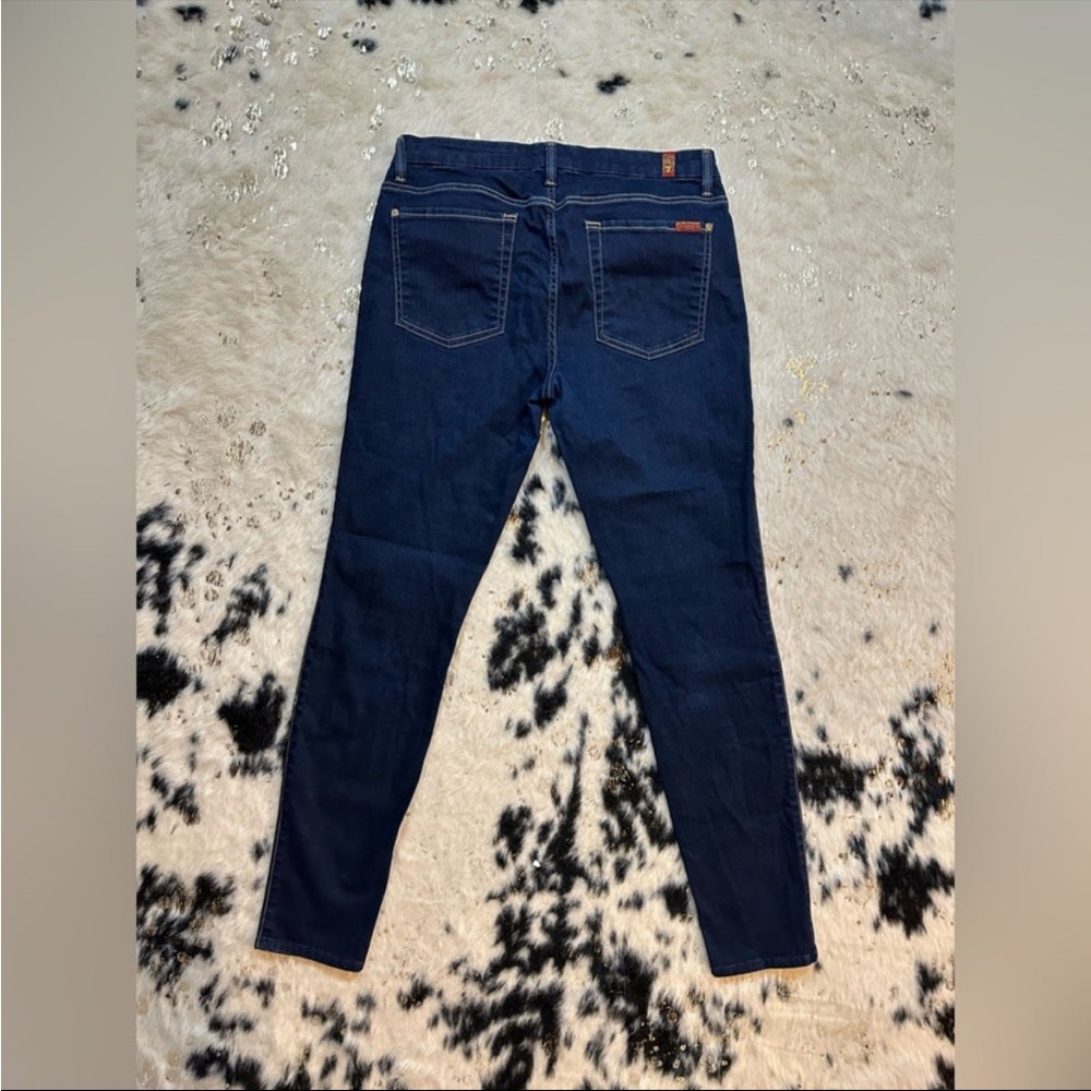 Women’s high rise skinny jeans from 7 for All Mankind Size 33.